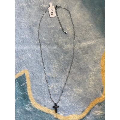 頸鍊(細銀色十架)