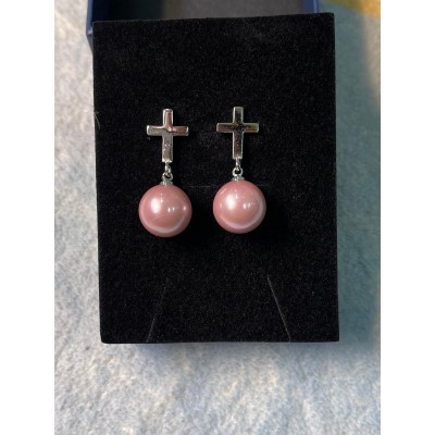 耳環	(十架粉珍珠/銀針)