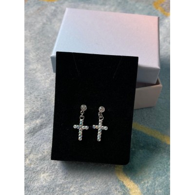 耳環	(閃石十架)