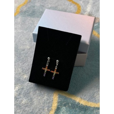 耳環	(色彩十架)